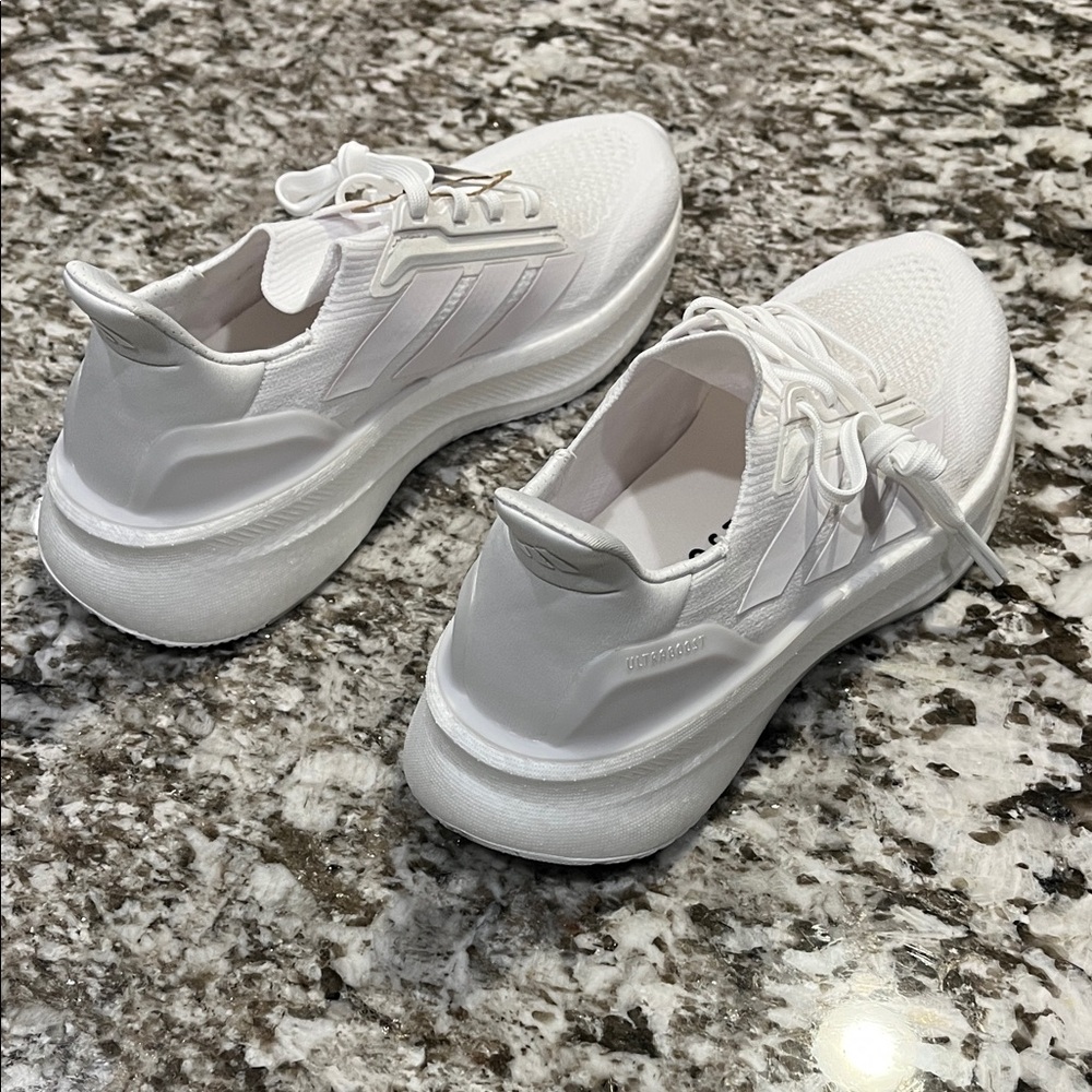 Adidas Ultraboost 5X White Women’s Size 5.5 - Picture 8 of 13